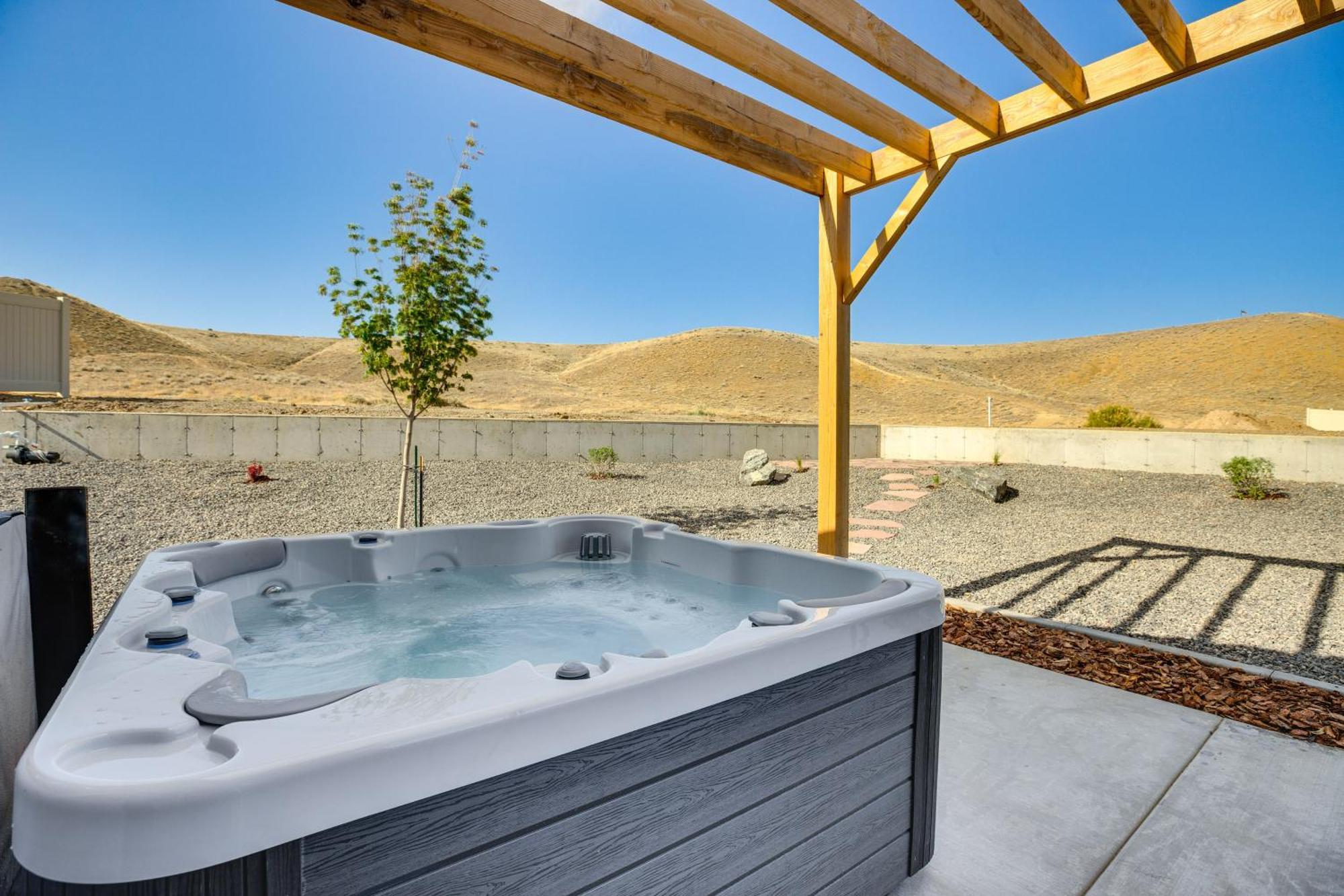 Luxe Living Grand Junction Home With Hot Tub, Views Kültér fotó